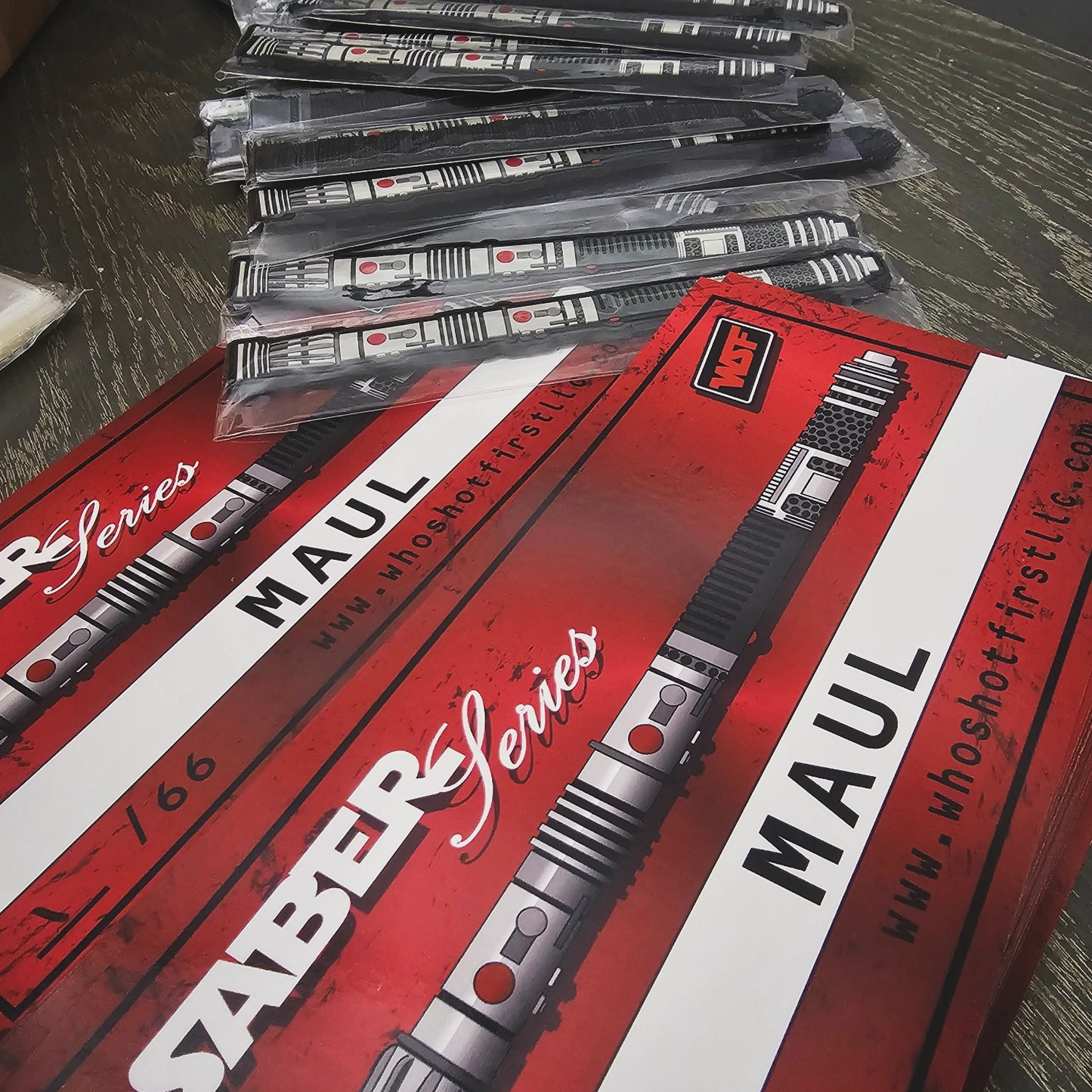 Maul V2 - Saber Series Hilt (LIMITED EDITION)