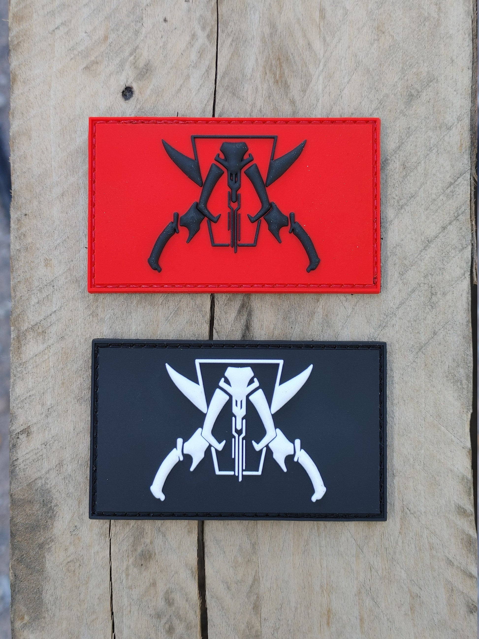 Jolly Mando - Mandalorian Jolly Roger Pirate Flag - Unique PVC Tactical Morale Patch - Star wars inspired Gift Mythosaur